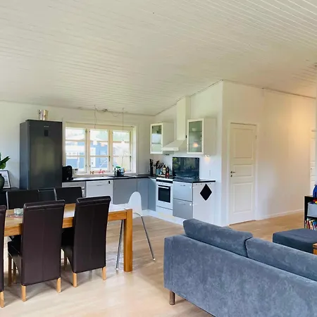 Lovely With Secluded Garden